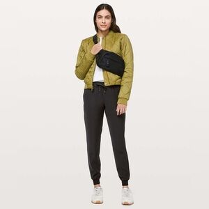 Lululemon On the Fly - Black